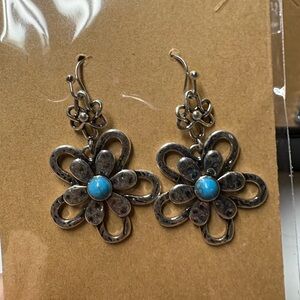 Silver and Blue Floral Earrings NWOT